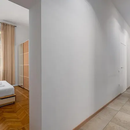 Maison Di Lusso Con 3 E Terrazzo Privato A 5 Min Da Piazza Maggiore Διαμέρισμα Μπολόνια