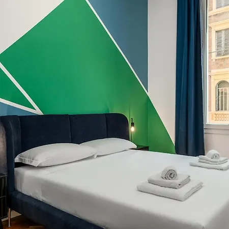 Maison Di Lusso Con 3 E Terrazzo Privato A 5 Min Da Piazza Maggiore Διαμέρισμα