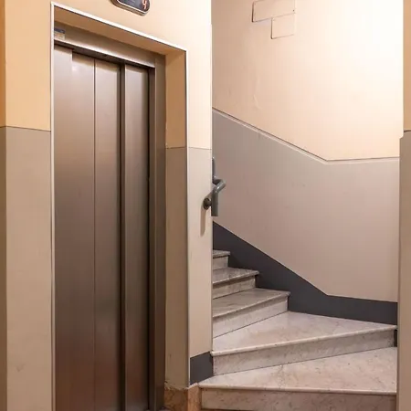Maison Di Lusso Con 3 E Terrazzo Privato A 5 Min Da Piazza Maggiore Διαμέρισμα Μπολόνια