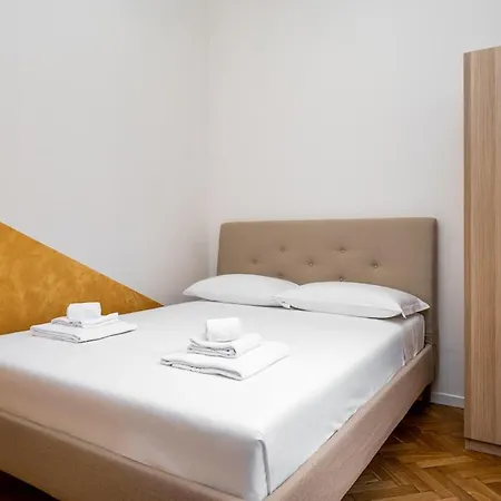 Maison Di Lusso Con 3 E Terrazzo Privato A 5 Min Da Piazza Maggiore Апартаменты