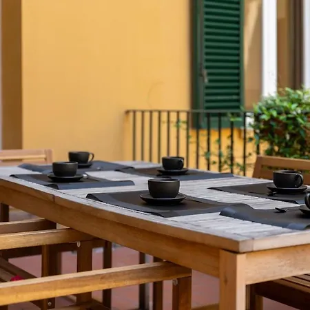 Maison Di Lusso Con 3 E Terrazzo Privato A 5 Min Da Piazza Maggiore Διαμέρισμα *