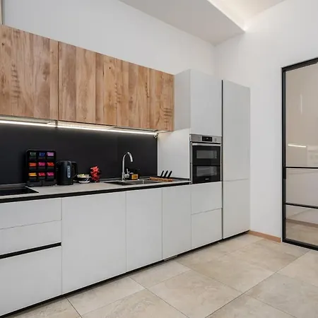 Апартаменты Maison Di Lusso Con 3 E Terrazzo Privato A 5 Min Da Piazza Maggiore